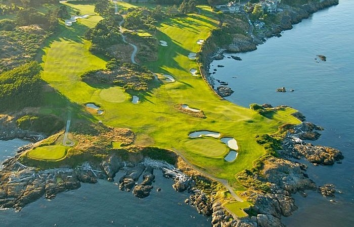 Victoria-Golf-Club-aerial-2011_opt-700x450